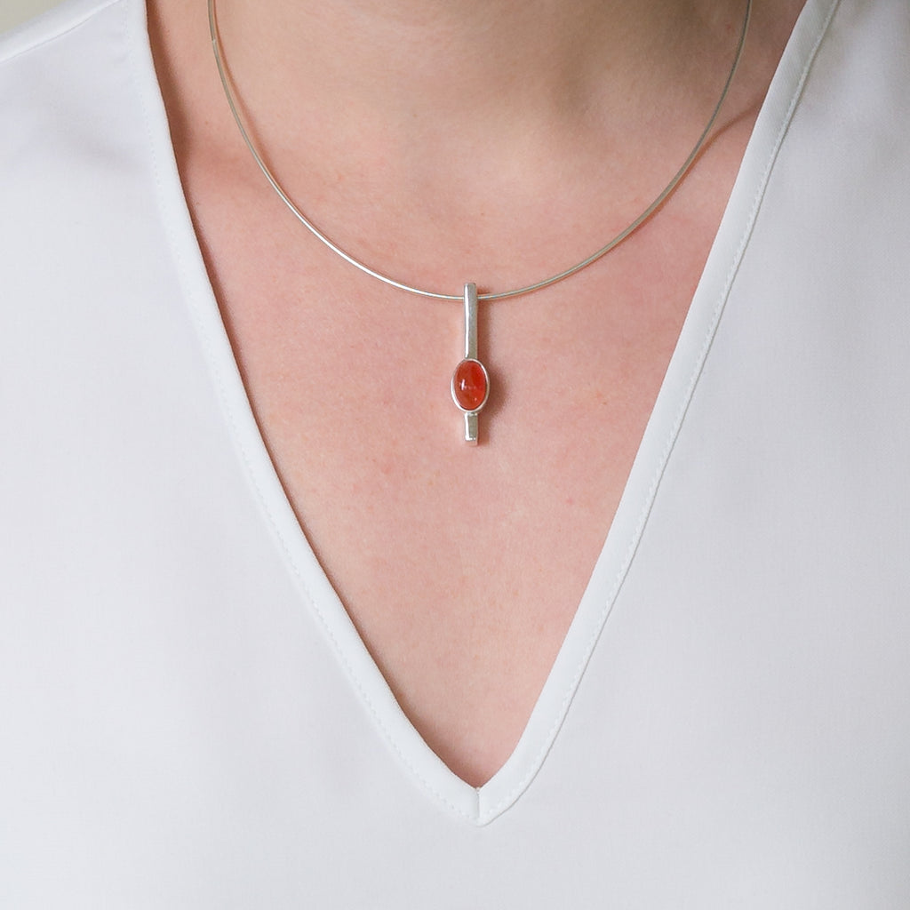 Bar Pendant Barrow Carnelian
