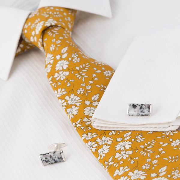Liberty Print Tie Capel