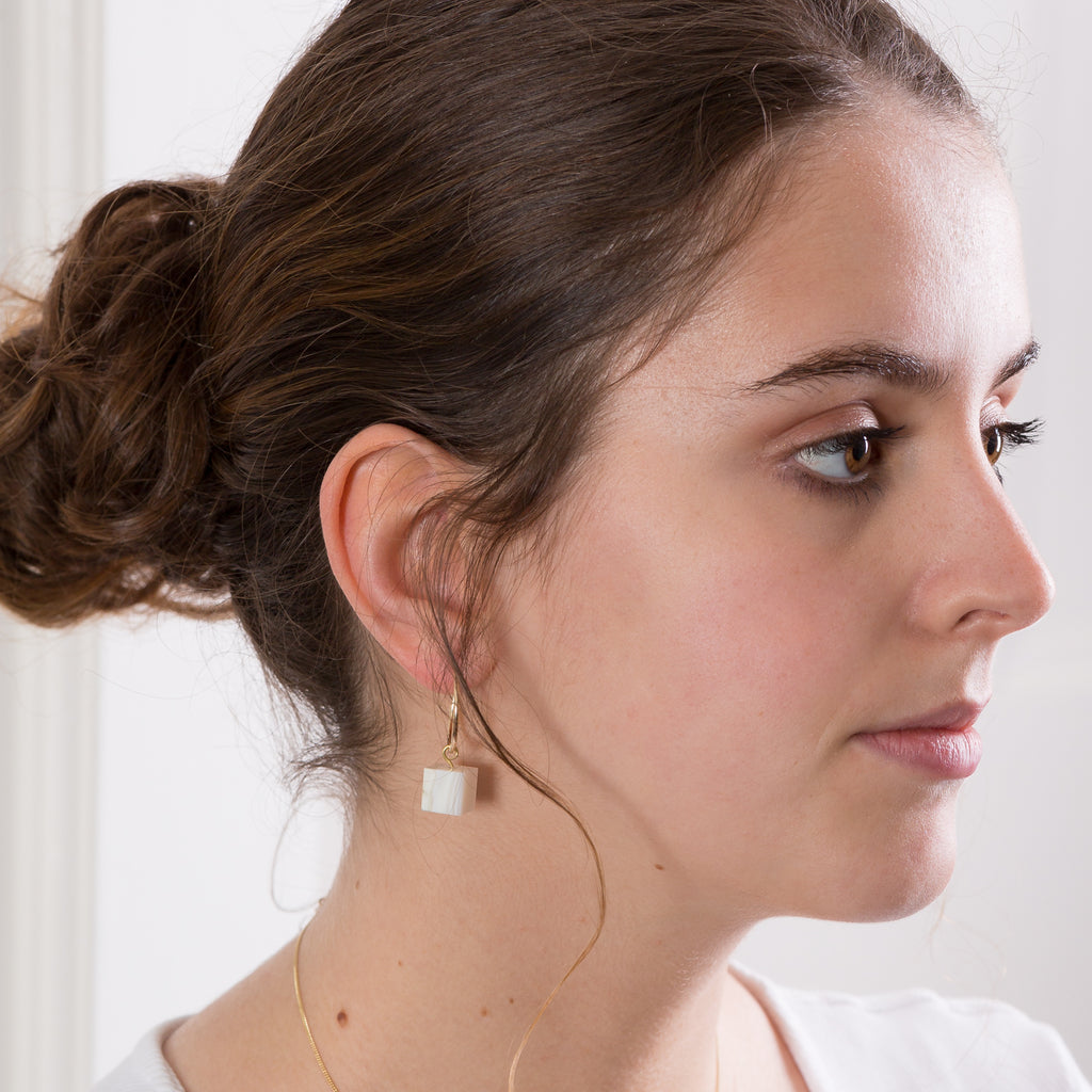 Mother of Pearl Cube on Gold Hoop Earrings